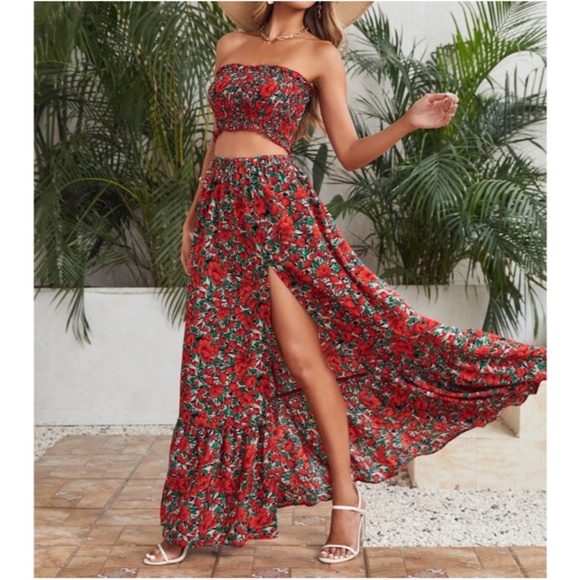 Bellanblue Dresses & Skirts - Boho Red Floral Print Crop Top Maxi Skirt Set Cottagecore